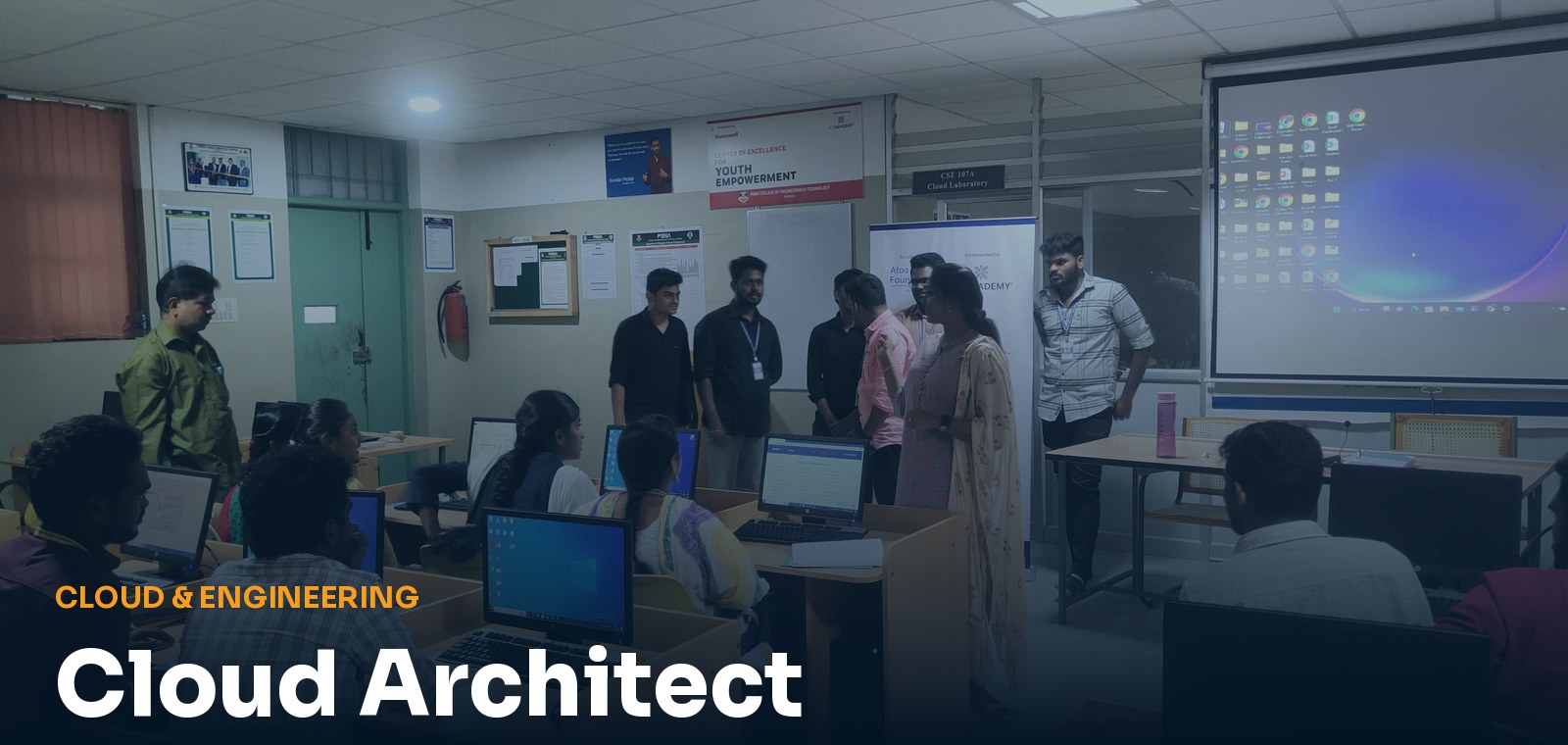 Cloud Architect live training session at Linkskill Academy