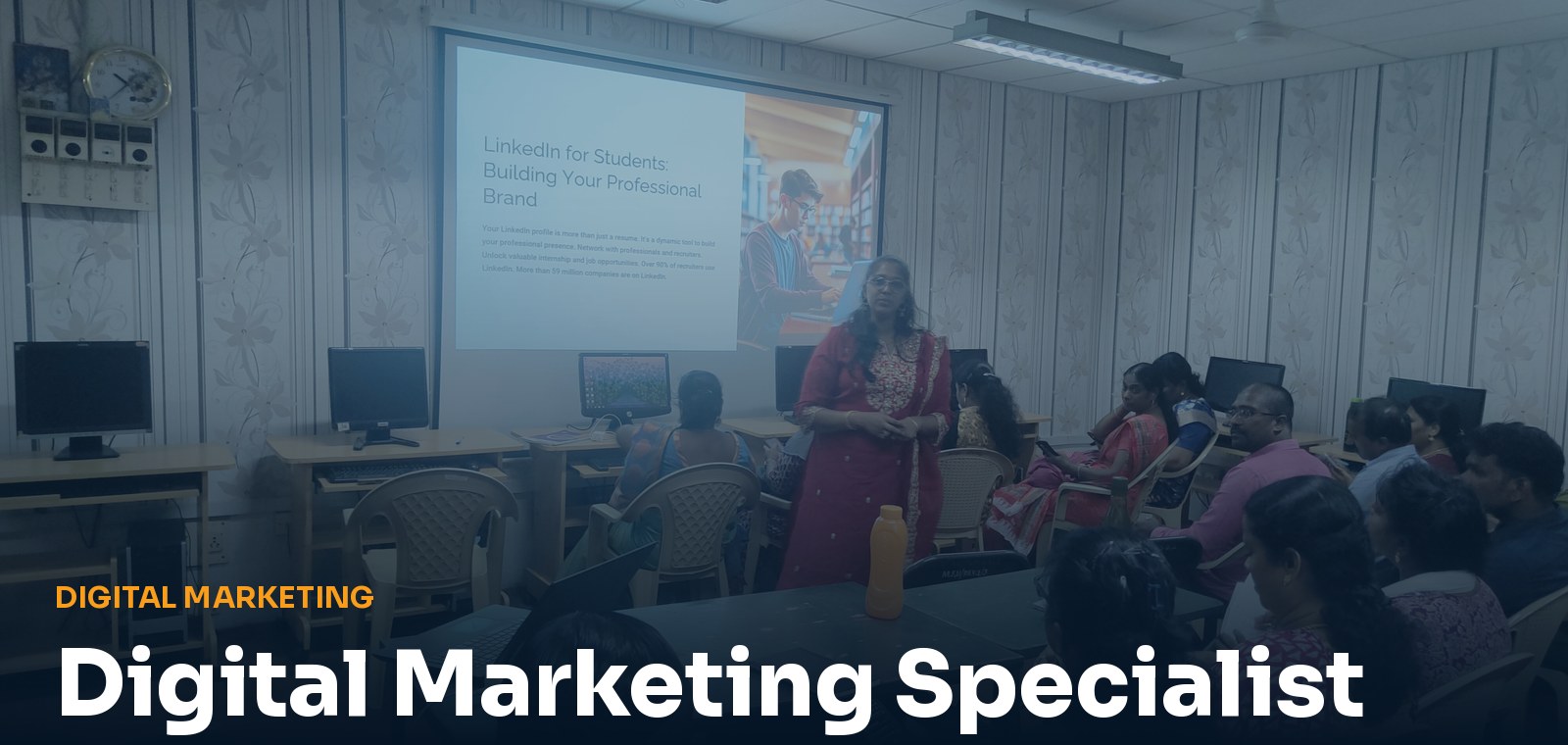 Digital Marketing Specialist live training session at Linkskill Academy
